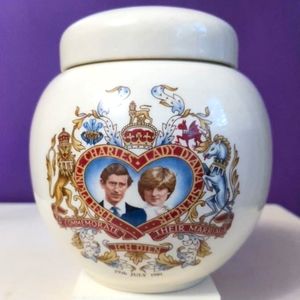 1981 Charles & Diana Wedding Tea Caddy by Sadler England - Vintage - Royalty